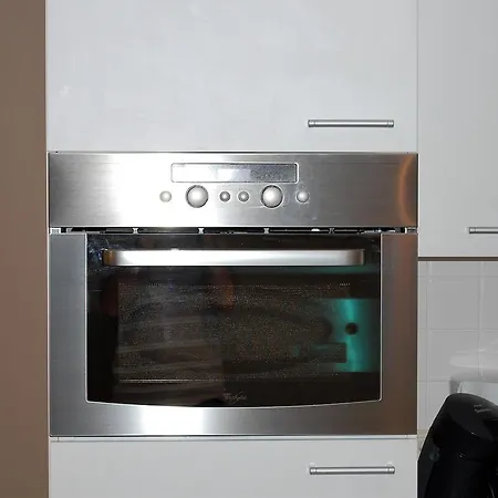 Residentie Hof Vlaanderen 아파트 *